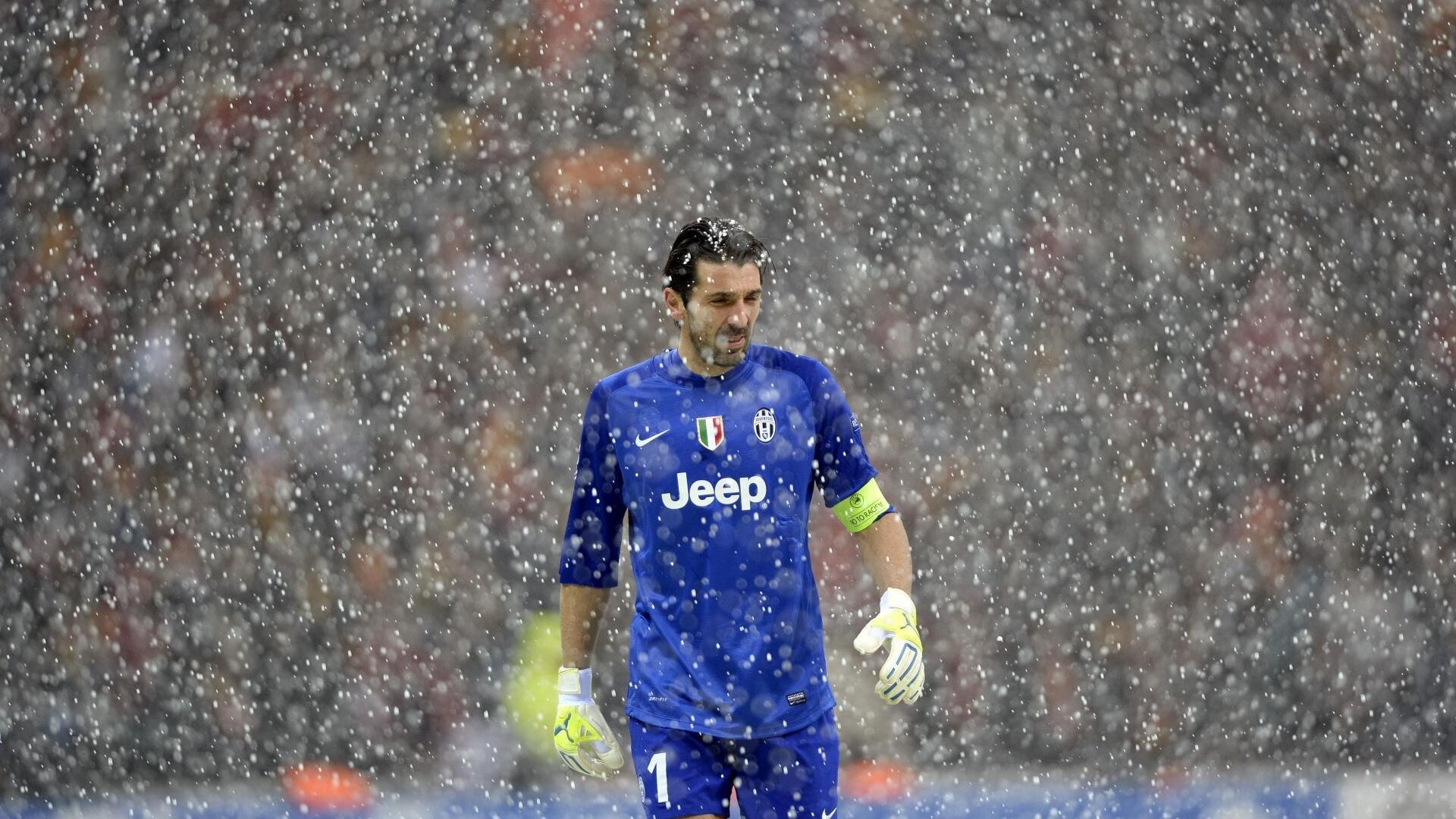 中超联赛第15轮,上海海港绝杀北京国安,继续领跑积分榜