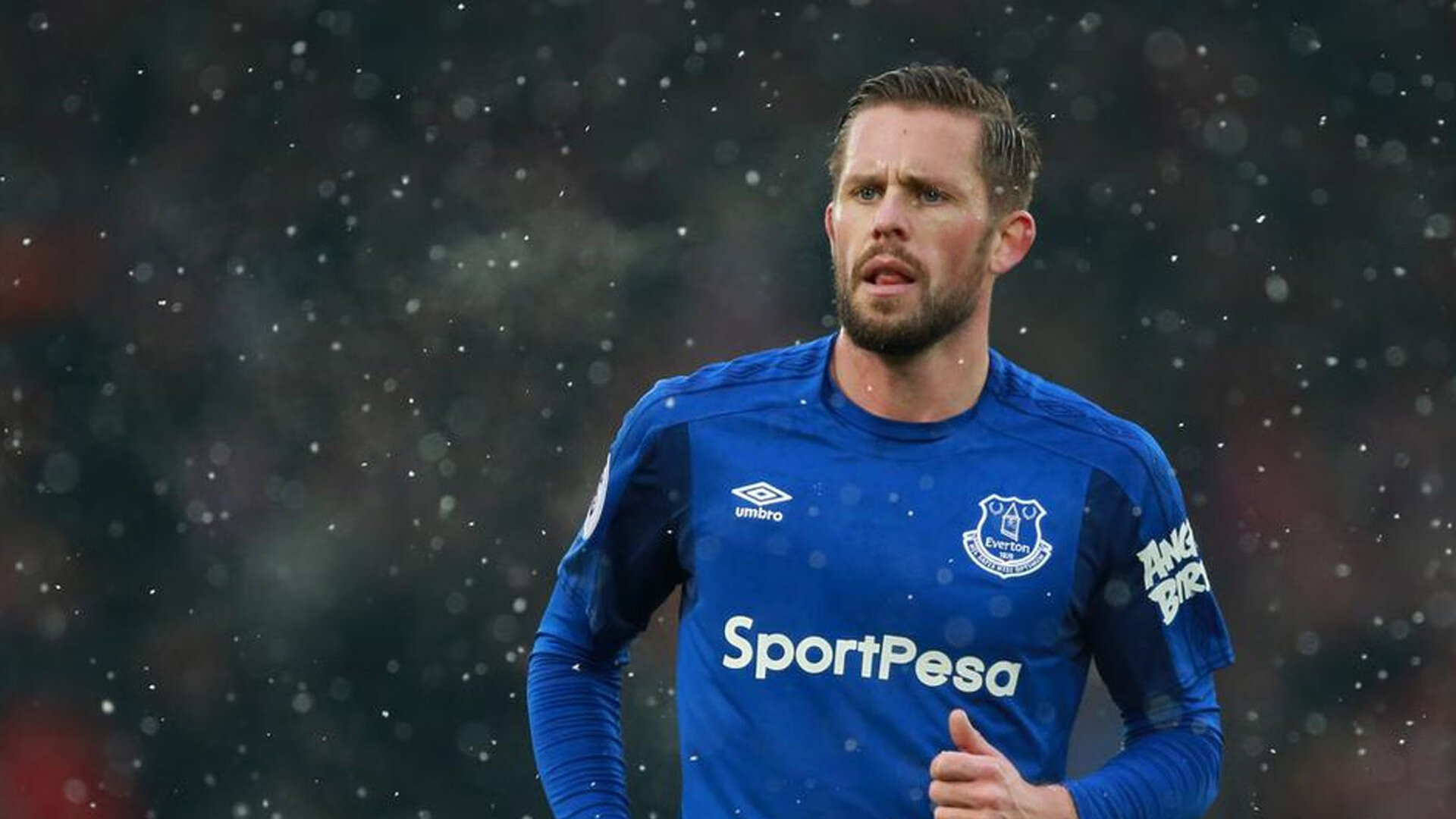 天才射手上演帽子戏法,助球队豪取三连胜